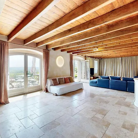 Vakantiehuis Gorgeous In *