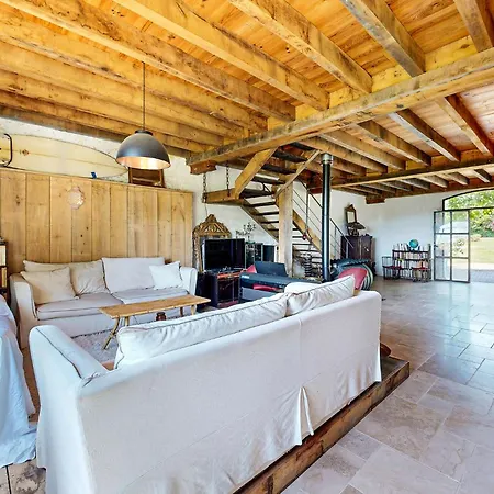 بيت للعطل Beautiful In *